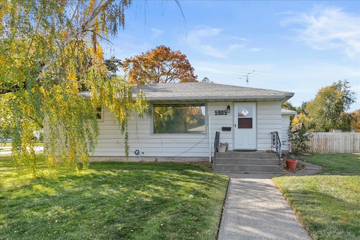 5905 North Cook Street Spokane, WA 99208 - Photo 1 of 23 Gallery Image 1