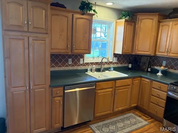 $235,000 | 499 West Oak Street, Aviston, IL 62216