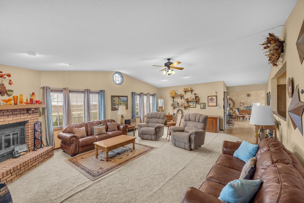 12793 Stocks Road Bethany, IL 61914 - Photo 11 of 33 Gallery Image 11