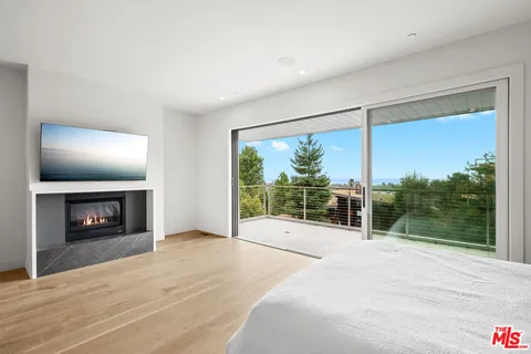 $5,699,000 | 1324 Monument Street, Pacific Palisades, CA 90272