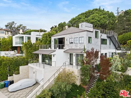 $5,699,000 | 1324 Monument Street, Pacific Palisades, CA 90272