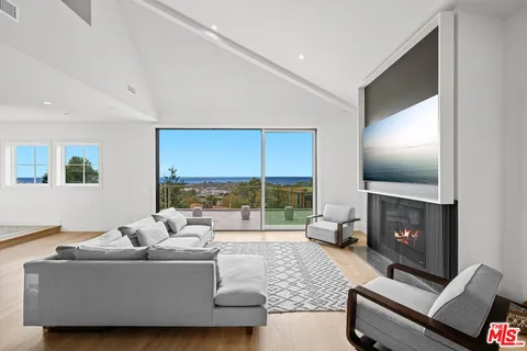 $5,699,000 | 1324 Monument Street, Pacific Palisades, CA 90272
