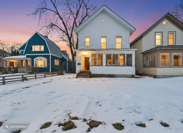 $89,900 | 463 8th Street, Red Wing, MN 55066