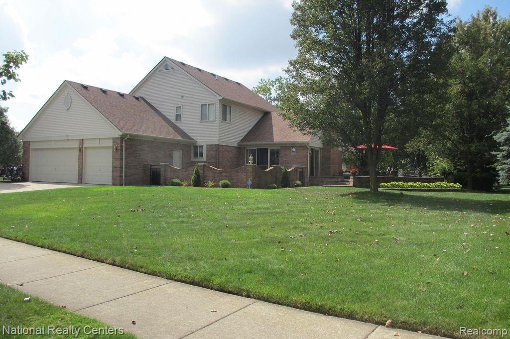1726 Millbrook Road Canton, MI 48188 - Photo 3 of 75