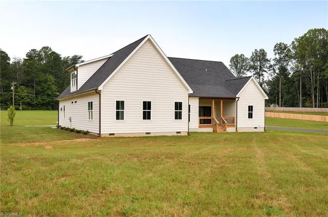 $697,000 | 4211 Gracewood Farm Drive, Winston-Salem, NC 27101