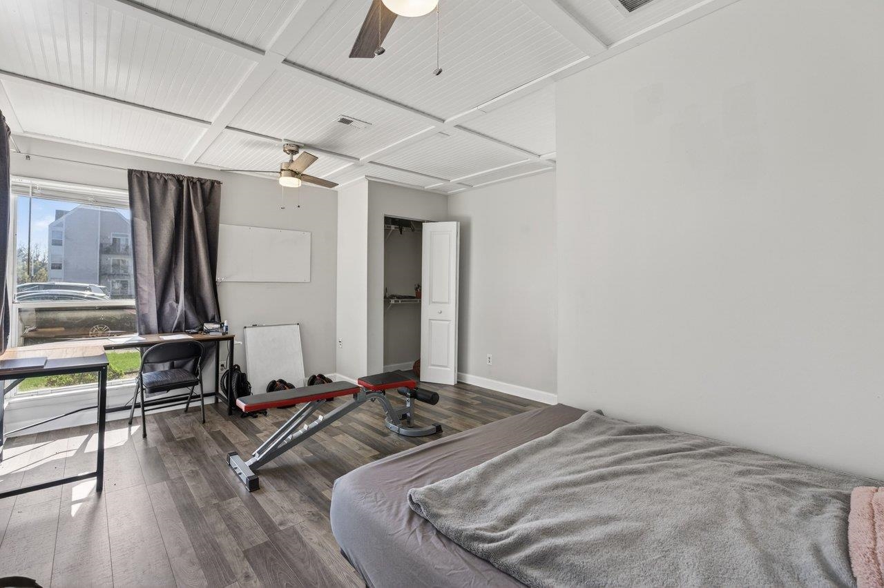 1336 Hunters Road, Unit C Harrisonburg, VA 22801 - Photo 13 of 32