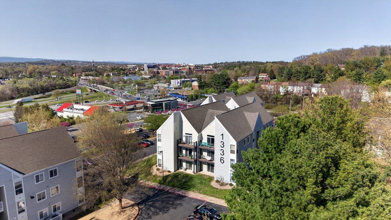 1336 Hunters Road, Unit C Harrisonburg, VA 22801 - Photo 26 of 32