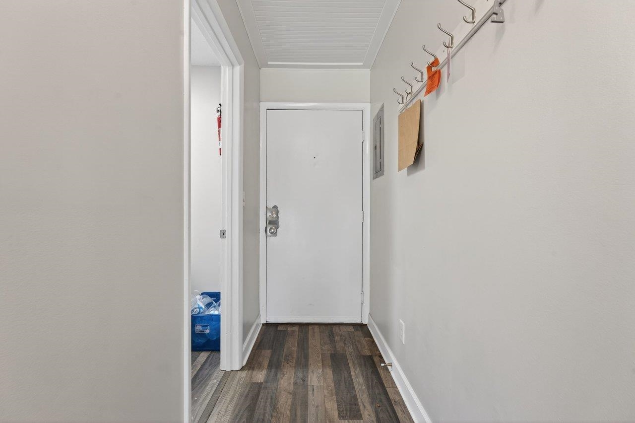 1336 Hunters Road, Unit C Harrisonburg, VA 22801 - Photo 3 of 32