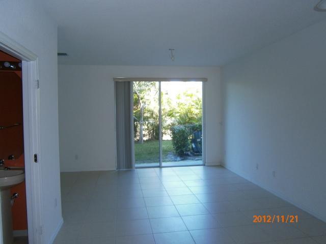 1990 Alamanda Way Riviera Beach, FL 33404 - Photo 4 of 7 Additional Photo