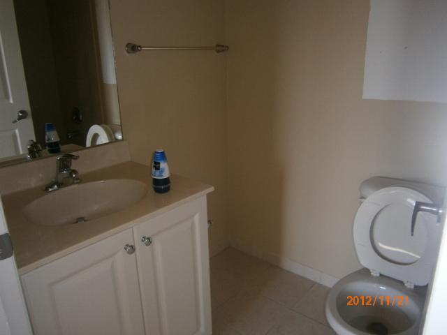 1990 Alamanda Way Riviera Beach, FL 33404 - Photo 6 of 7 Additional Photo