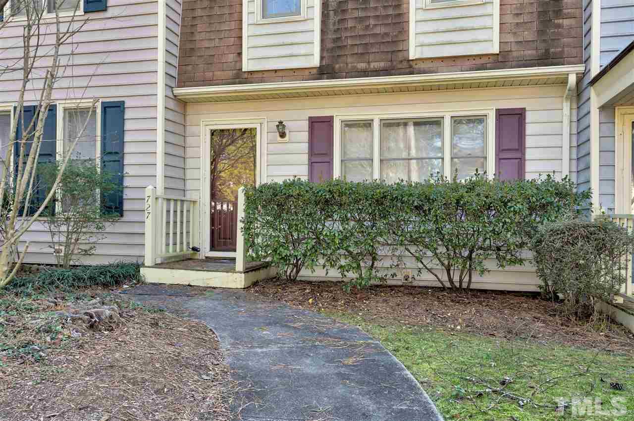 727 Benchmark Drive Raleigh, NC 27615 - Photo 2 of 22