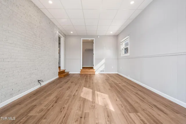 $1,750 | 166 Valleyview Street, Unit 6, Gray, TN 37615