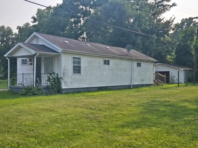 $180,000 | 11238 Moore Street, Romulus, MI 48174