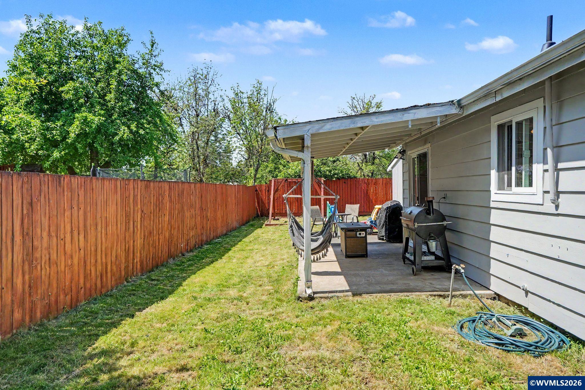 240 Thorpe Street Independence, OR 97351 - Photo 29 of 31