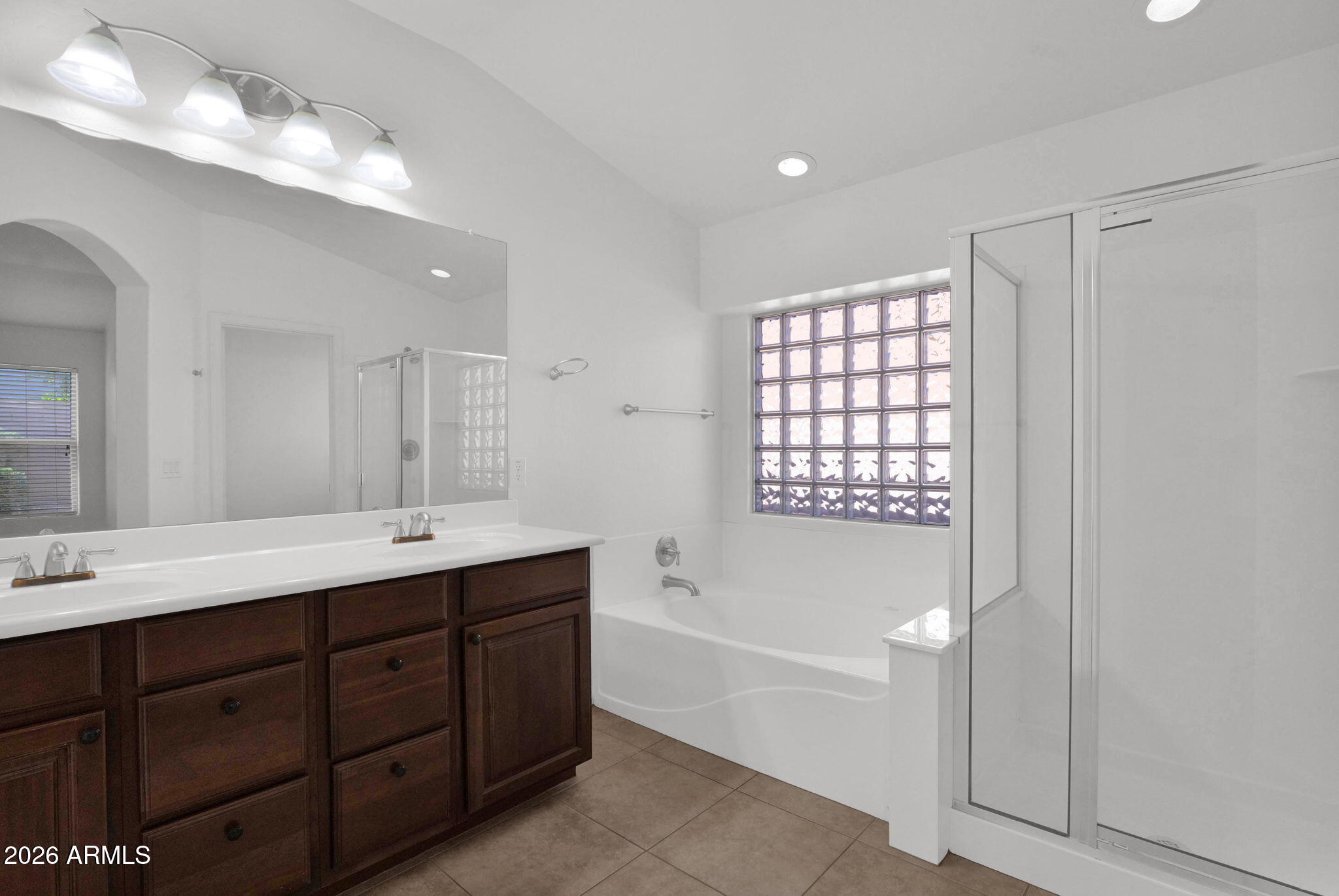 2730 East Dry Wood Road Phoenix, AZ 85024 - Photo 15 of 33 10-web-or-mls-P1592878