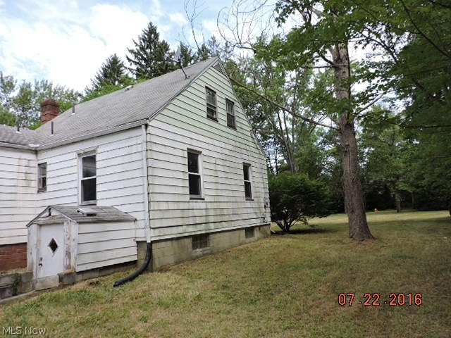 5231 New Road Youngstown, OH 44515 - Photo 8 of 28