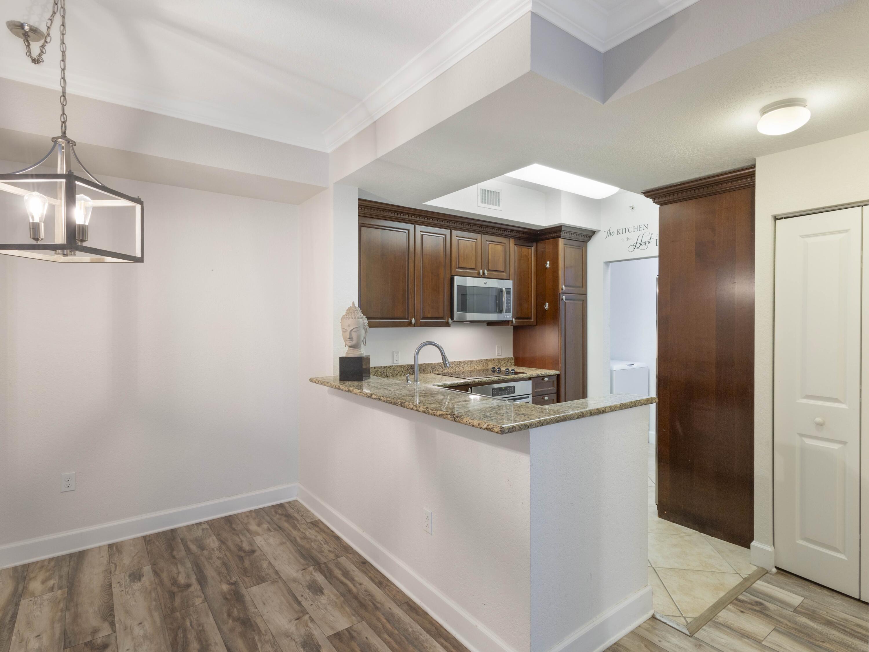 1660 Renaissance Commons Boulevard, Unit 2326 Boynton Beach, FL 33426 - Photo 15 of 57 Kitchen