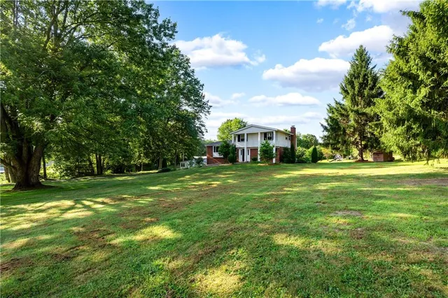 $399,000 | 809 West Old Rte 422, Butler, PA 16001