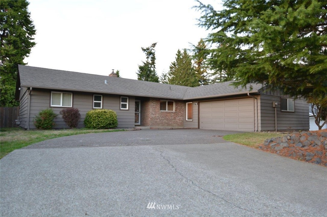 937 Olson Road Longview, WA 98632 - Photo 1 of 24 Gallery Image 1