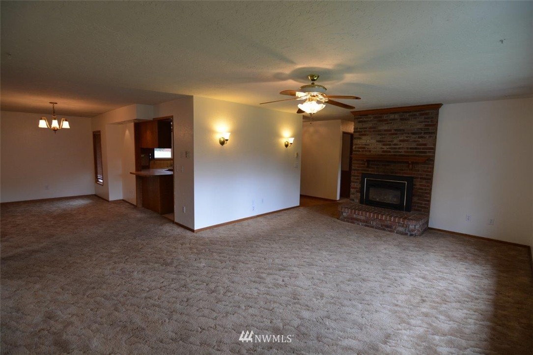 937 Olson Road Longview, WA 98632 - Photo 7 of 24 Gallery Image 7