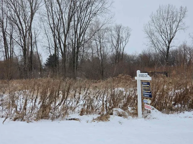 $99,900 | 4301 North White Hawk Drive, Appleton, WI 54913