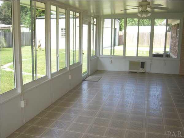 293 Kaylyn Road Pensacola, FL 32514 - Photo 9 of 10 Florida Room