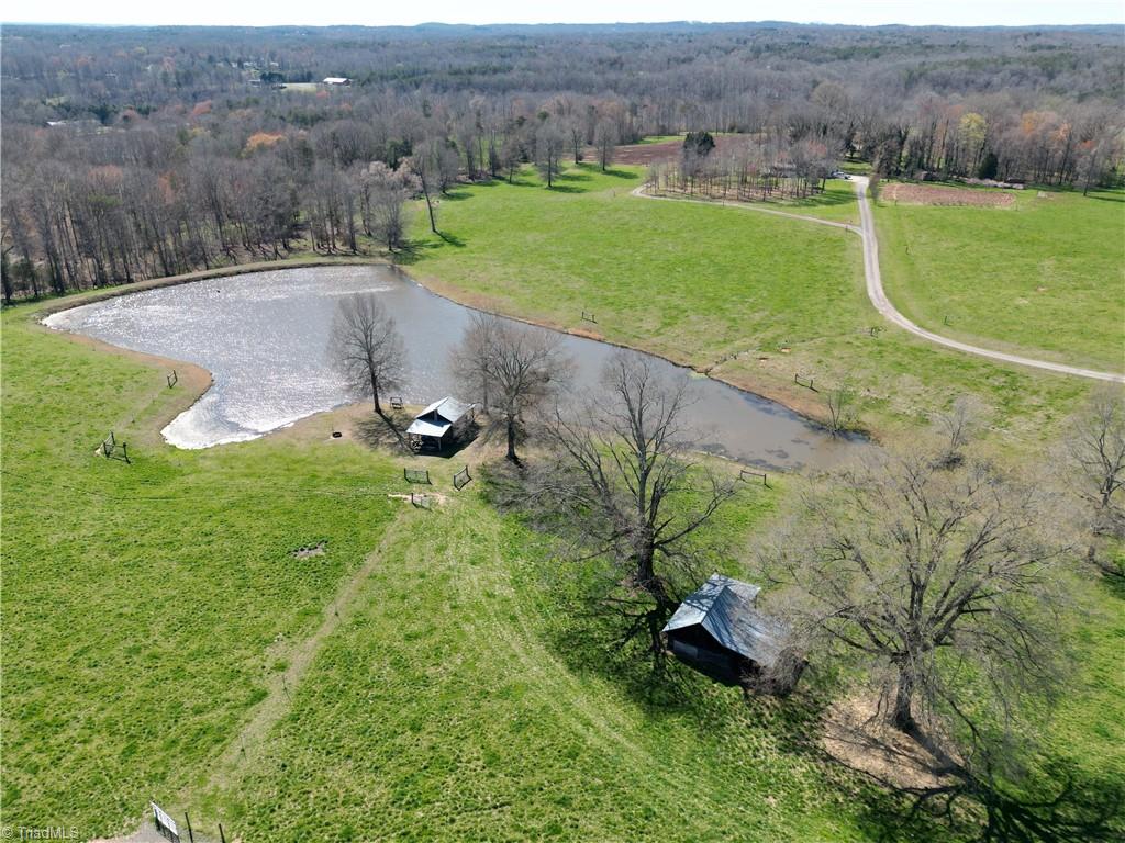 600 Roberts Road Eden, NC 27288 - Photo 3 of 49