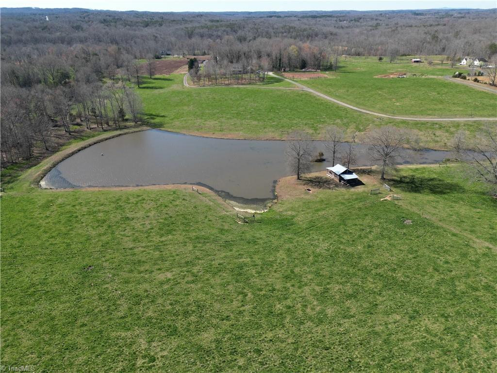 600 Roberts Road Eden, NC 27288 - Photo 5 of 49