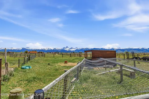 $975,000 | 1871 Fischer Lane, Tetonia, ID 83452