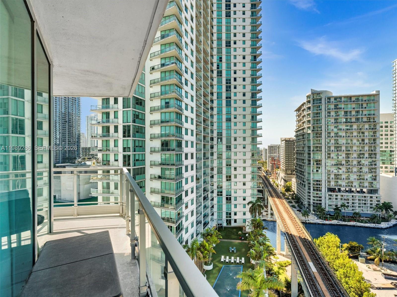 90 Southwest 3rd Street, Unit 2013 Miami, FL 33130 - Photo 13 of 44