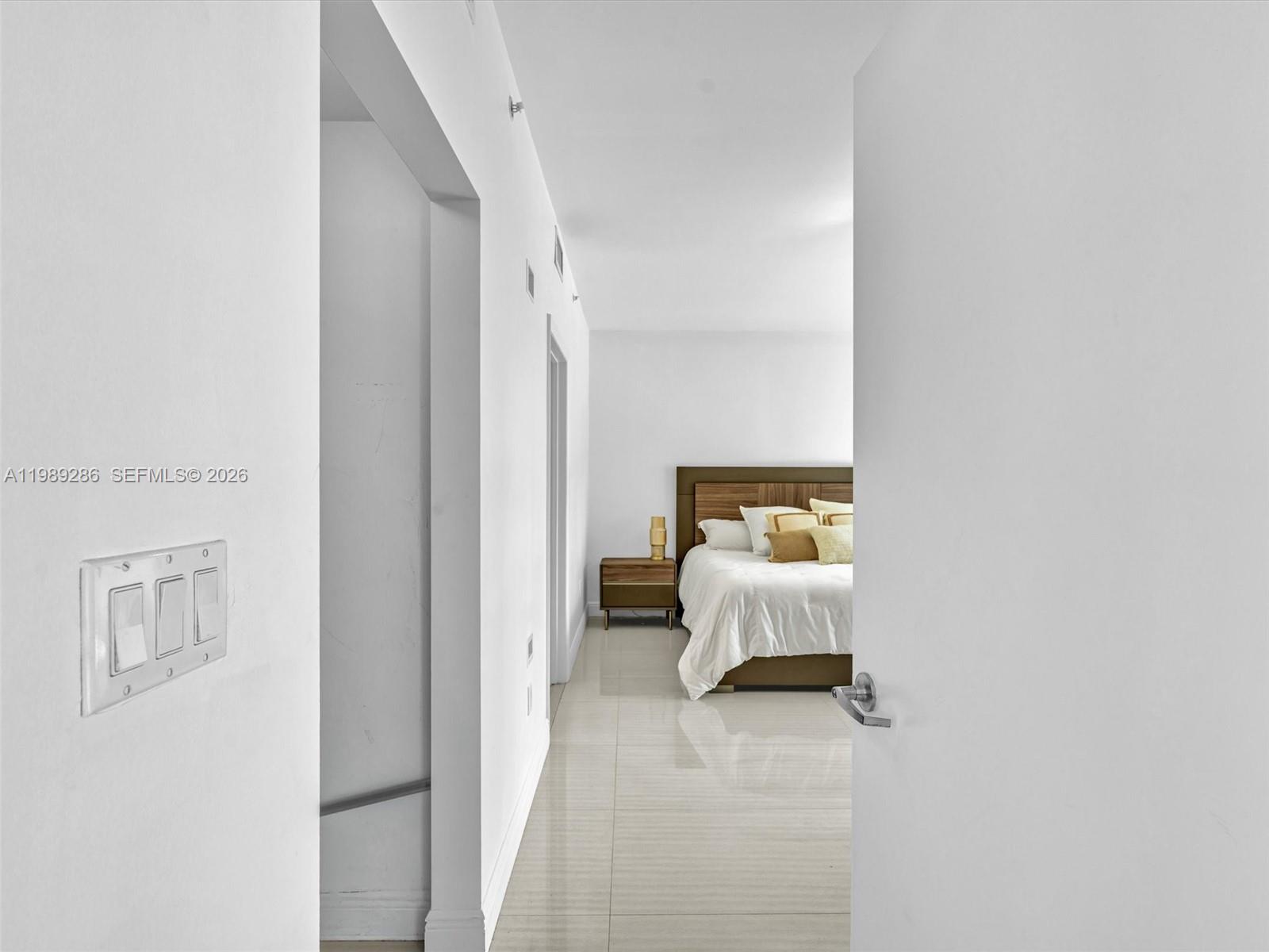 90 Southwest 3rd Street, Unit 2013 Miami, FL 33130 - Photo 15 of 44