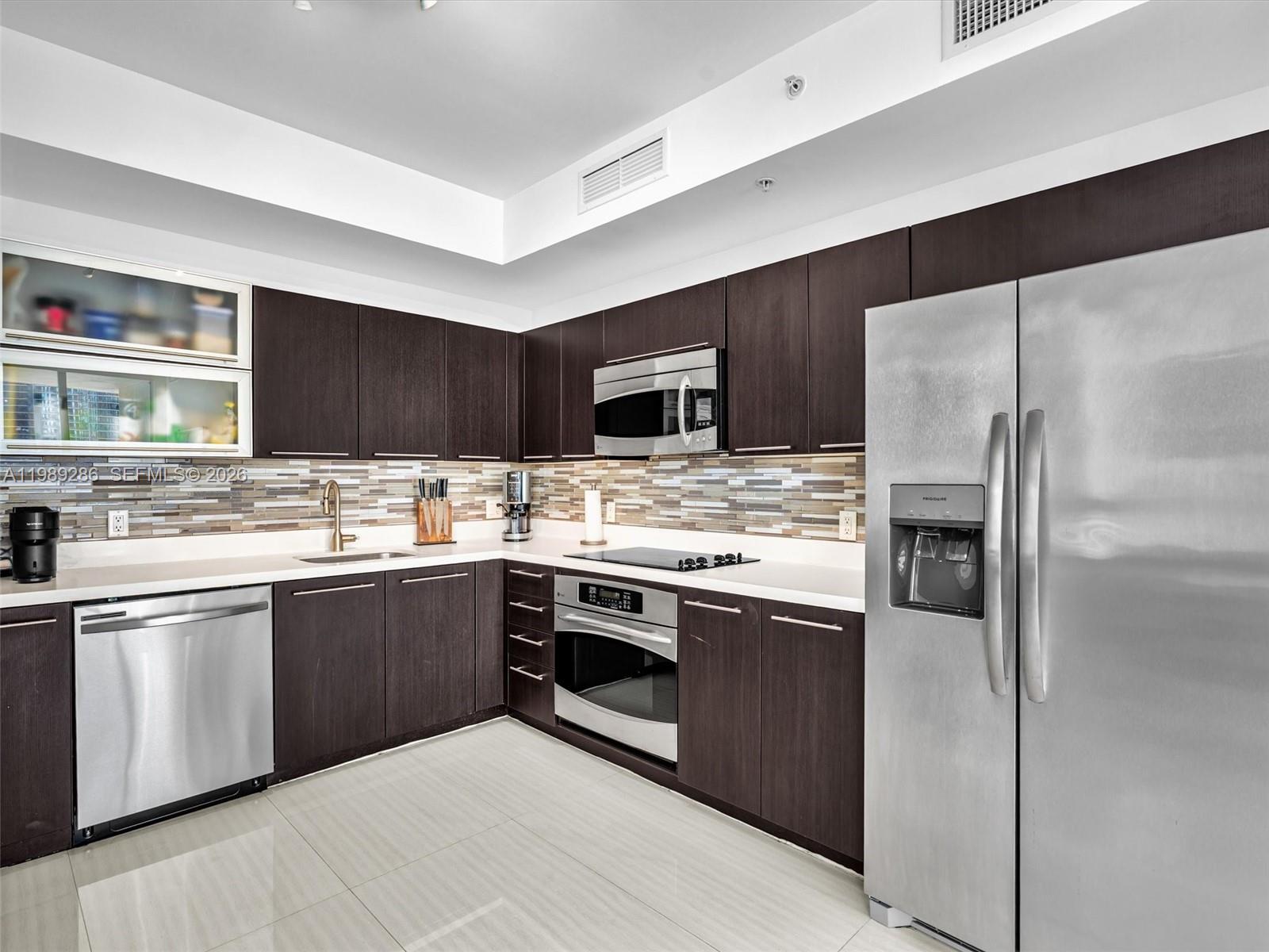 90 Southwest 3rd Street, Unit 2013 Miami, FL 33130 - Photo 29 of 44