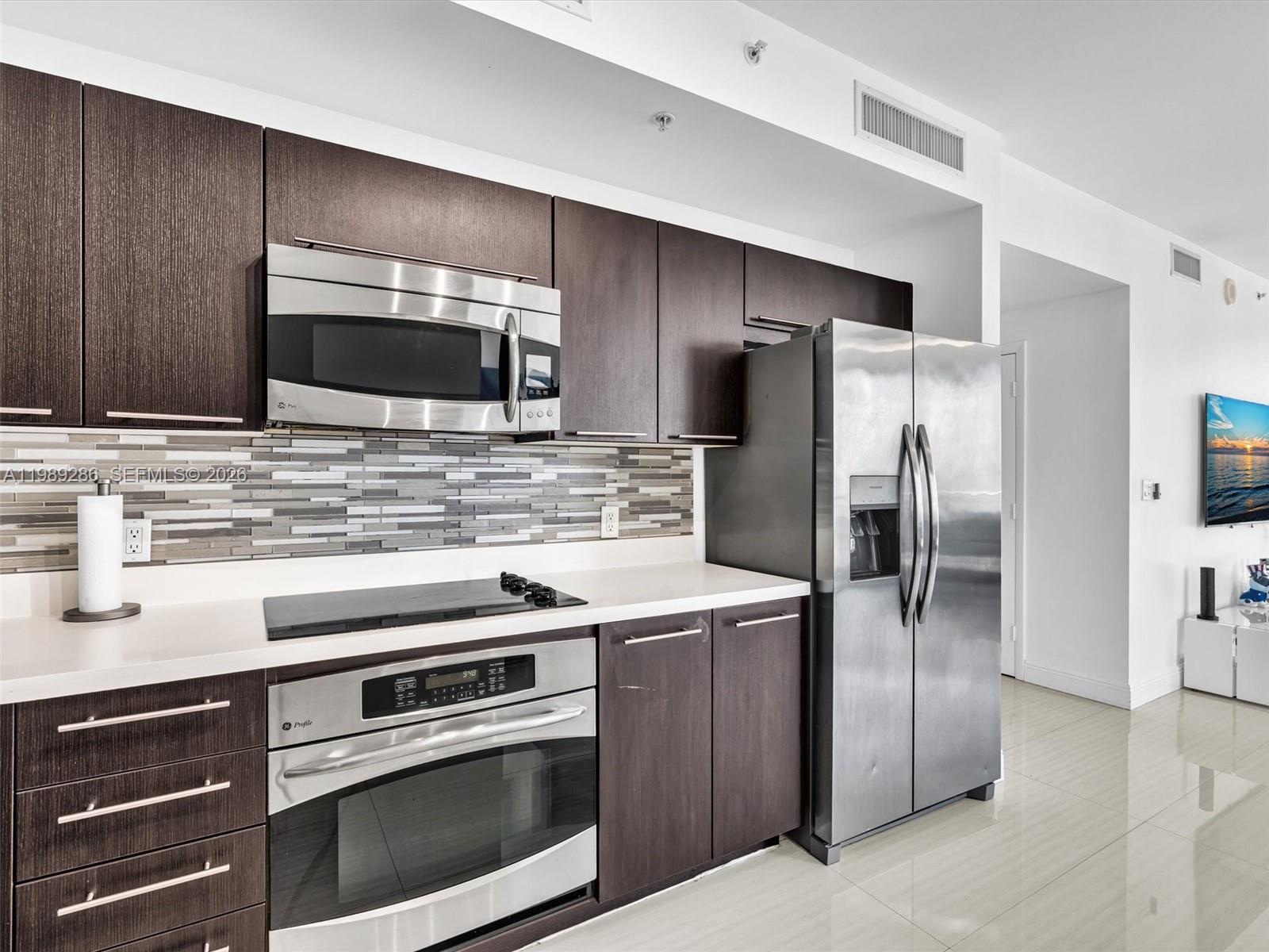 90 Southwest 3rd Street, Unit 2013 Miami, FL 33130 - Photo 30 of 44