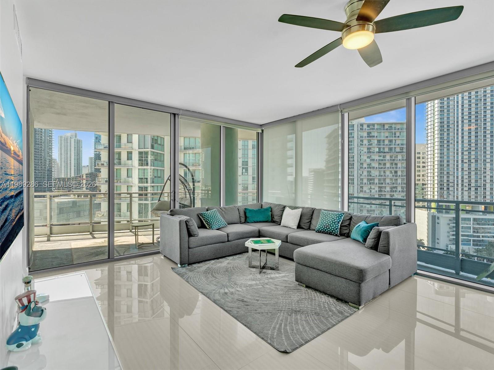 90 Southwest 3rd Street, Unit 2013 Miami, FL 33130 - Photo 9 of 44