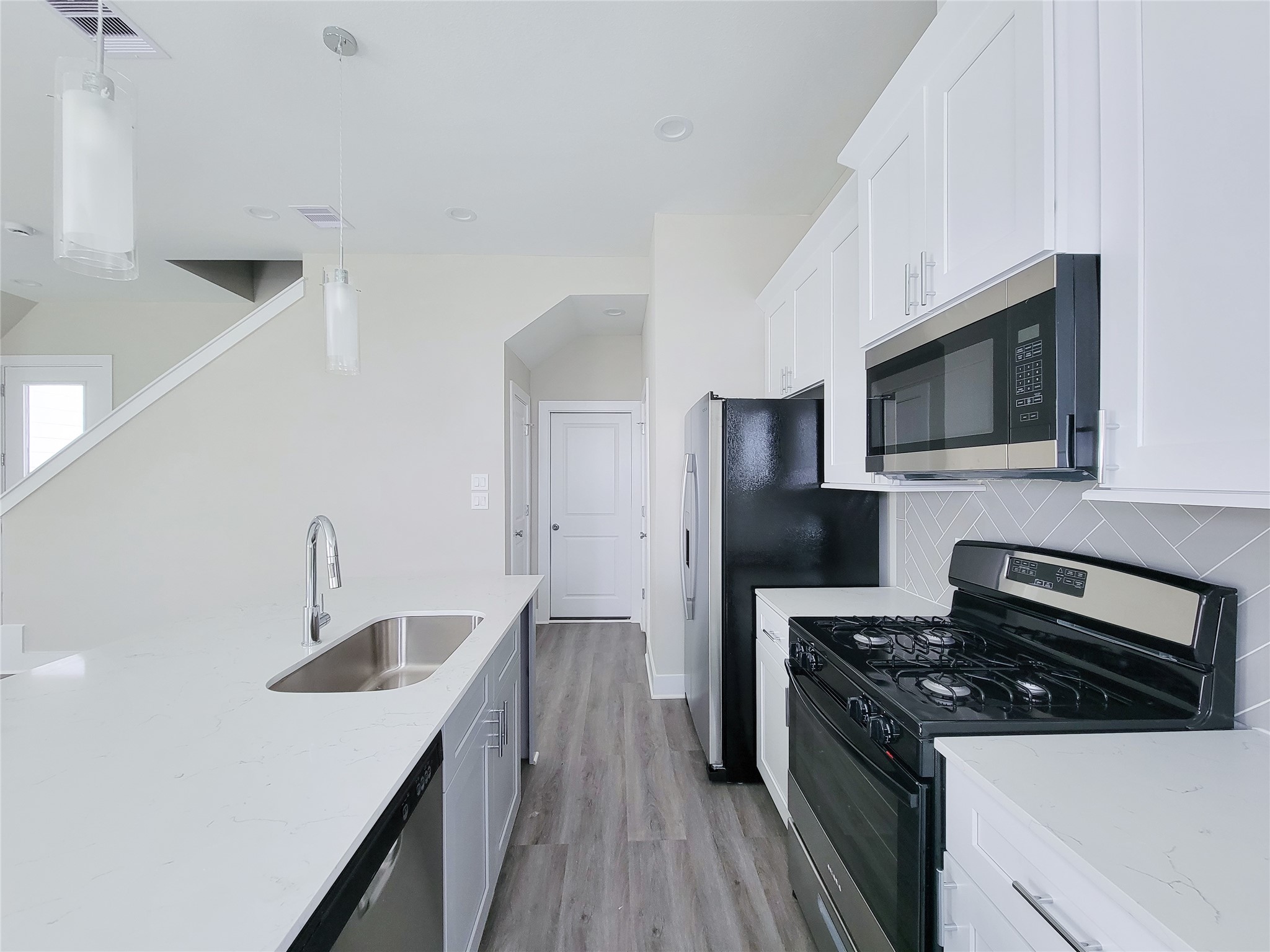 3210 Bostic Street, Unit B Houston, TX 77093 - Photo 14 of 41