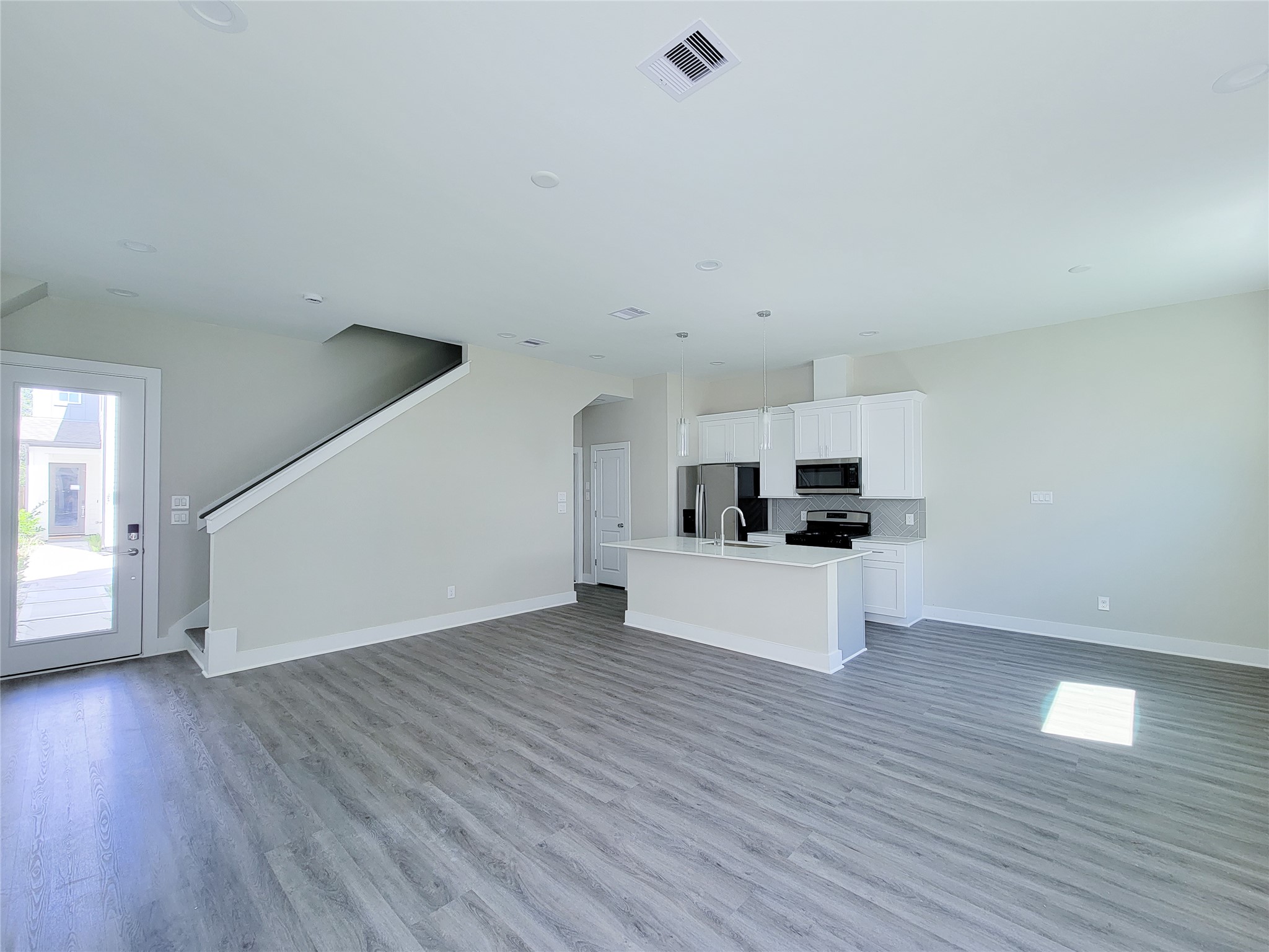 3210 Bostic Street, Unit B Houston, TX 77093 - Photo 8 of 41