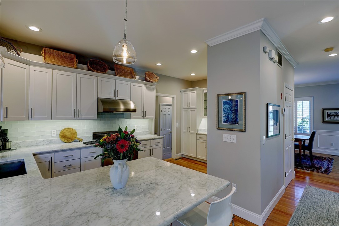 5 Jacobs Point Road Warren, RI 02885 - Photo 17 of 43