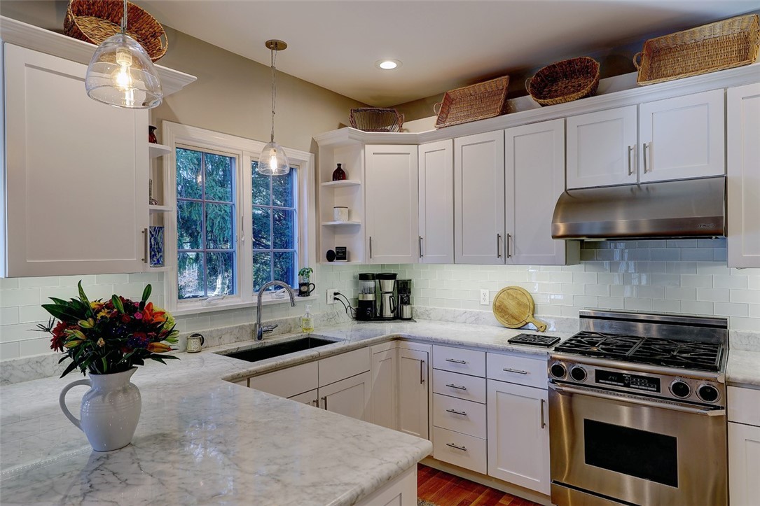 5 Jacobs Point Road Warren, RI 02885 - Photo 19 of 43