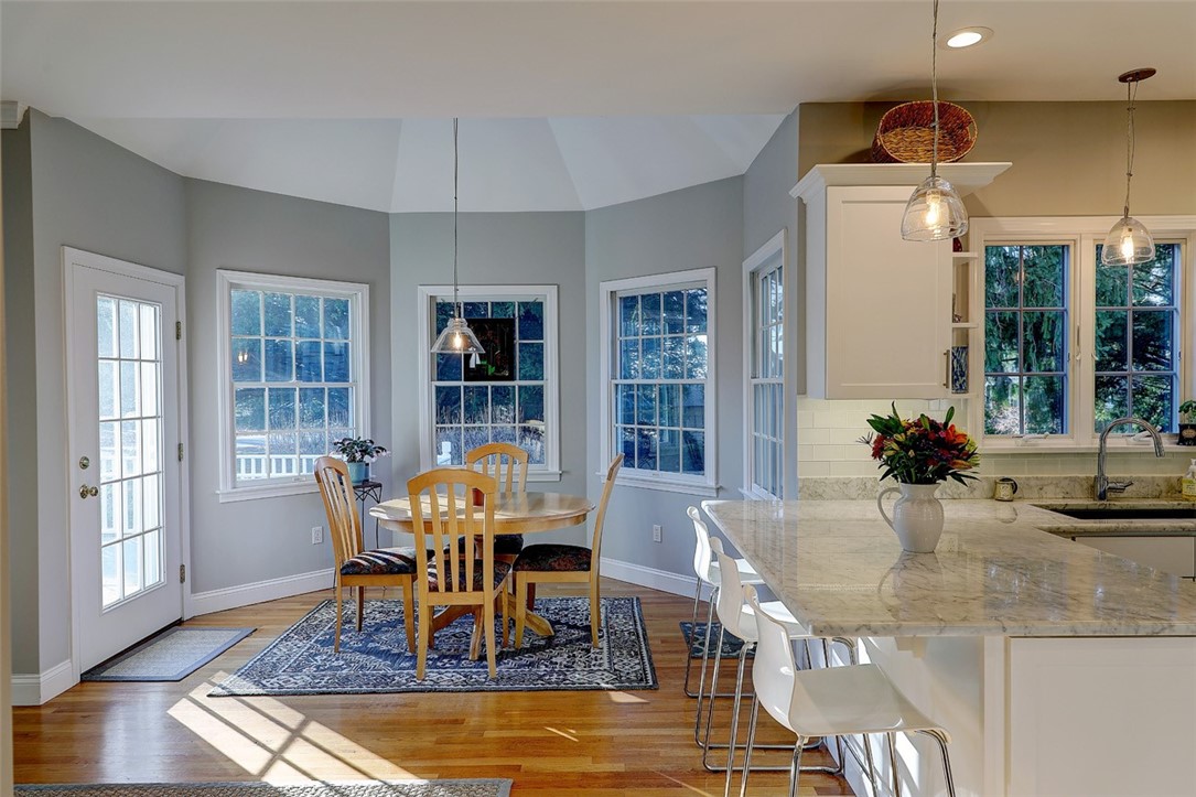 5 Jacobs Point Road Warren, RI 02885 - Photo 29 of 43