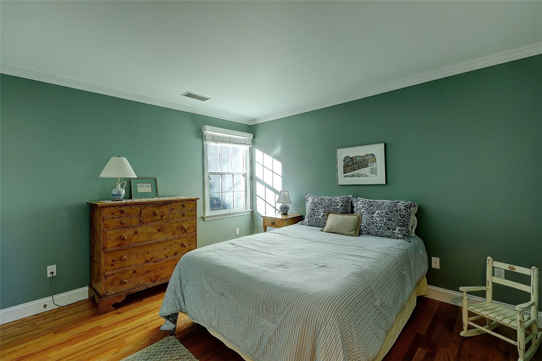 5 Jacobs Point Road Warren, RI 02885 - Photo 37 of 43