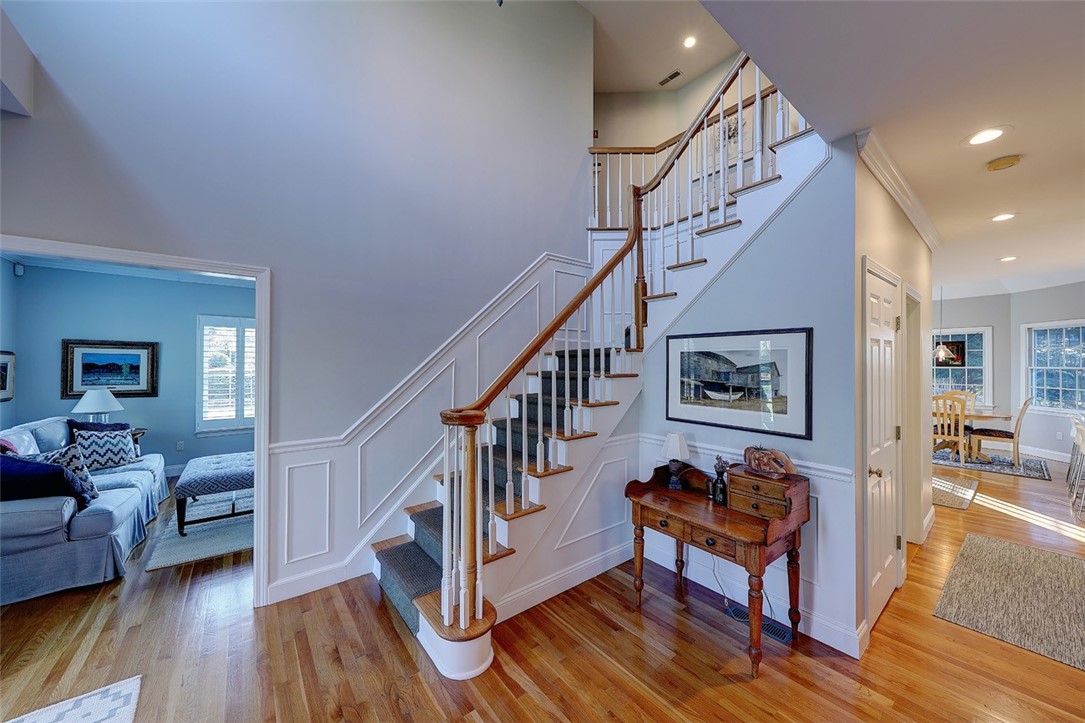 5 Jacobs Point Road Warren, RI 02885 - Photo 5 of 43