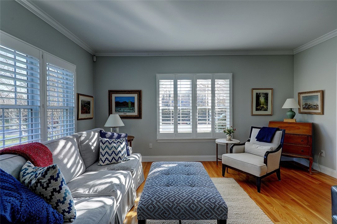 5 Jacobs Point Road Warren, RI 02885 - Photo 7 of 43