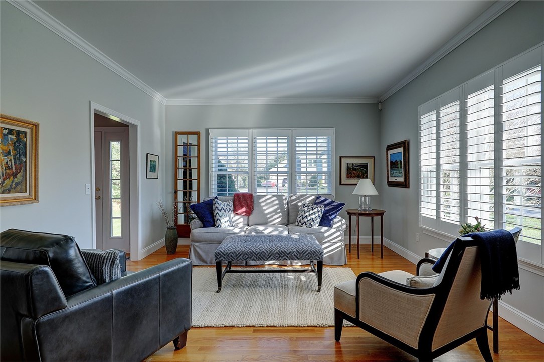 5 Jacobs Point Road Warren, RI 02885 - Photo 9 of 43