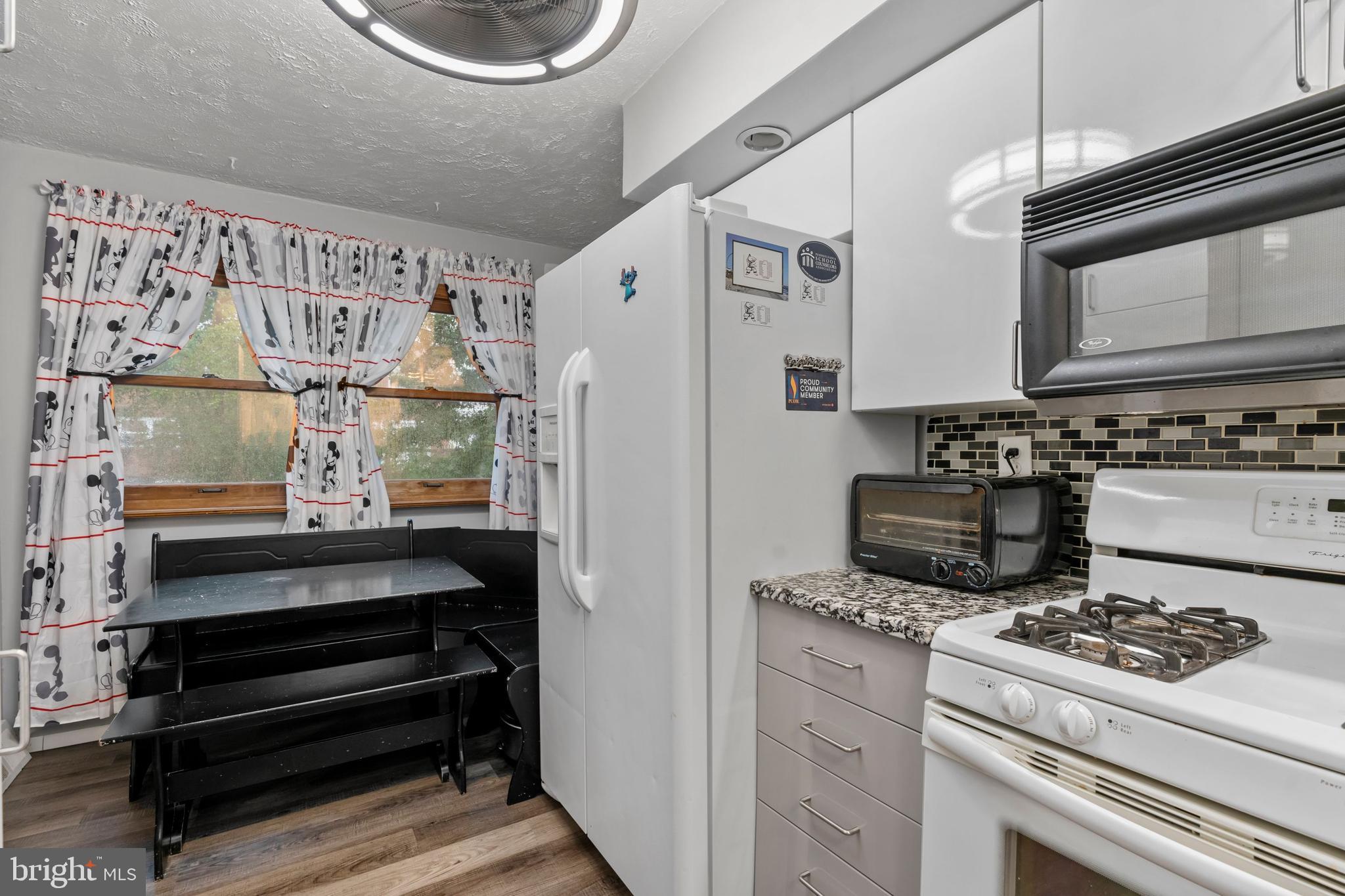 12413 Tyrone Road Philadelphia, PA 19154 - Photo 16 of 31