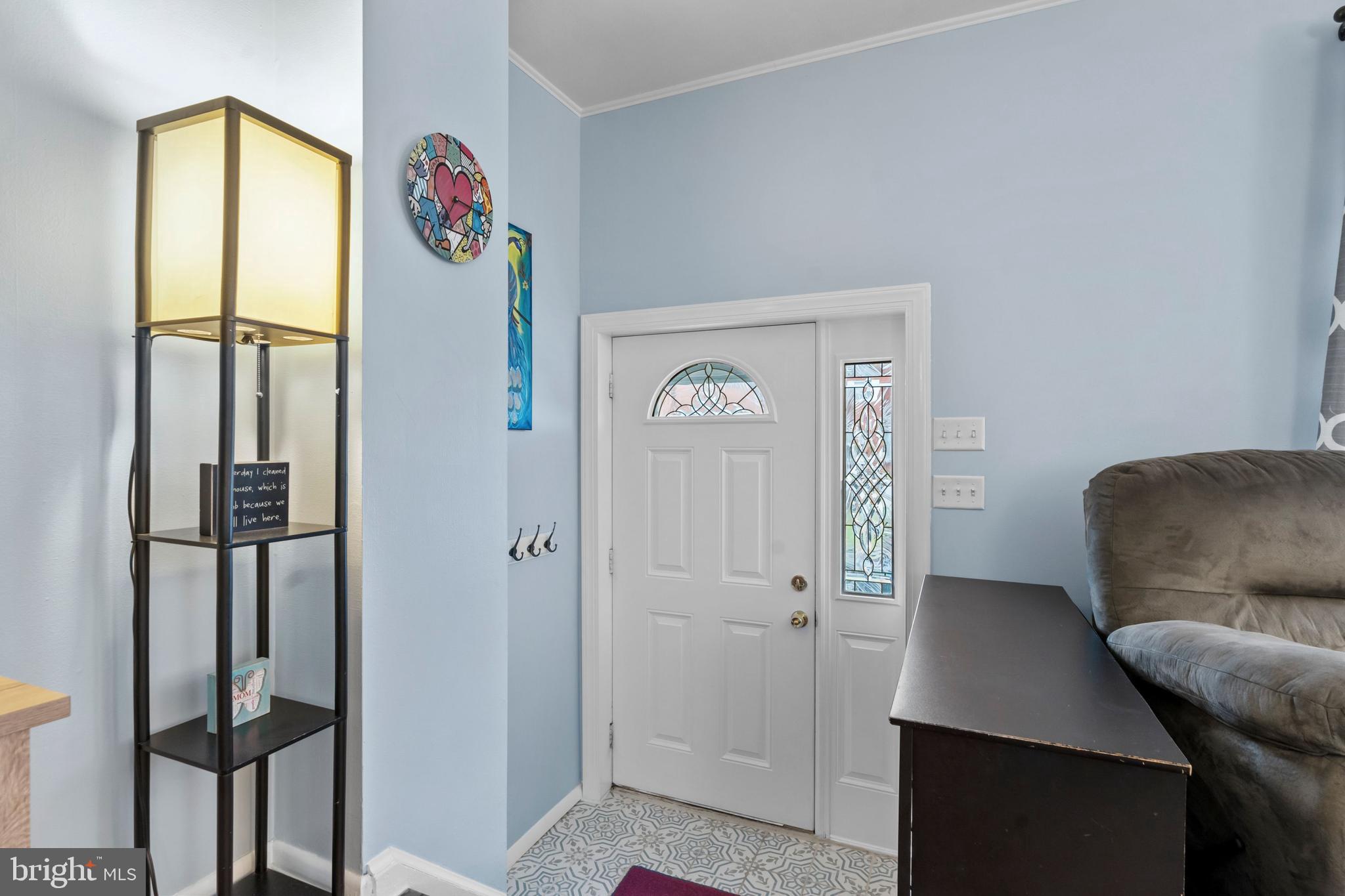 12413 Tyrone Road Philadelphia, PA 19154 - Photo 3 of 31 Main entrance with foyer