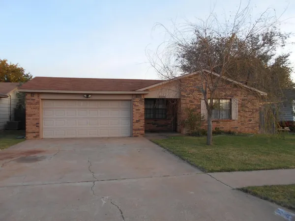 $1,200 | 6506 24th Street, Lubbock, TX 79407