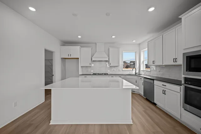 $624,000 | 3067 Trinity Drive, Shakopee, MN 55379