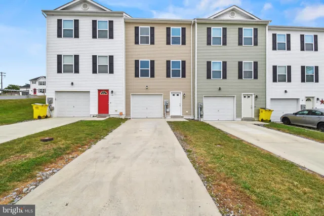 $1,850 | 23 Crocus Court, Martinsburg, WV 25404
