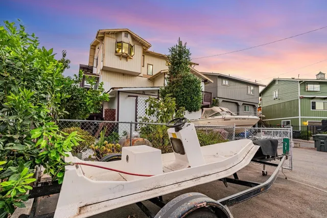 $650,000 | 71-71 Taylor Place, Bethel Island, CA 94511