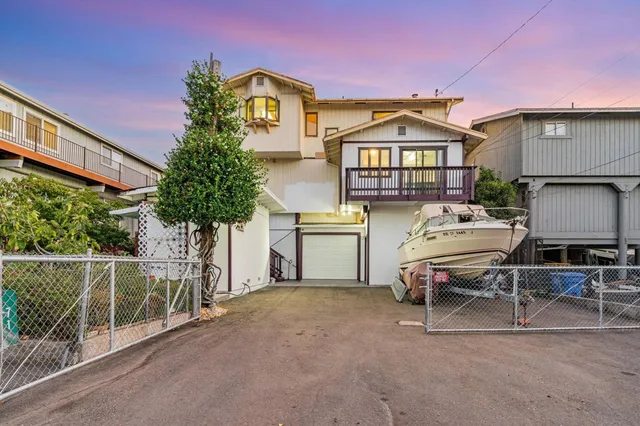 $650,000 | 71-71 Taylor Place, Bethel Island, CA 94511